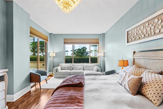 470 MANDALAY AVENUE 303, Clearwater, FL 33767