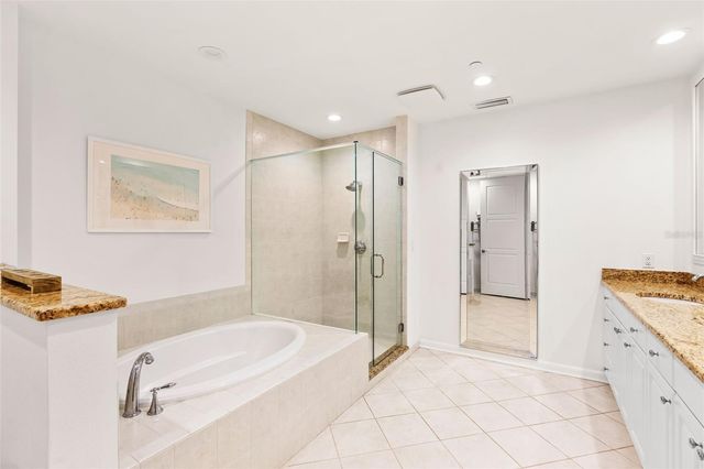 470 MANDALAY AVENUE 303, Clearwater, FL 33767
