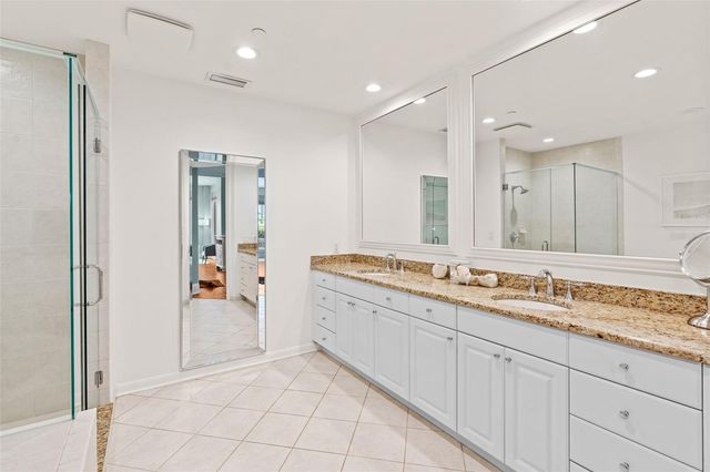 470 MANDALAY AVENUE 303, Clearwater, FL 33767