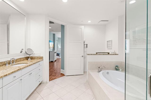 470 MANDALAY AVENUE 303, Clearwater, FL 33767