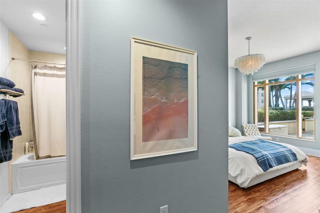 470 MANDALAY AVENUE 303, Clearwater, FL 33767