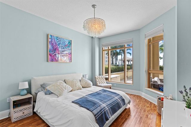 470 MANDALAY AVENUE 303, Clearwater, FL 33767