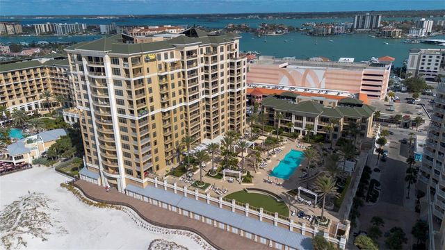 470 MANDALAY AVENUE 303, Clearwater, FL 33767