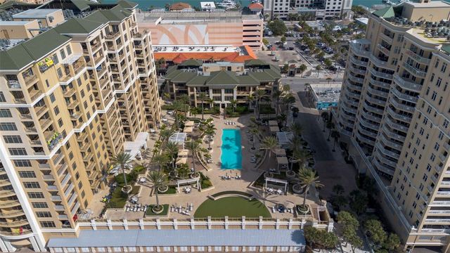 470 MANDALAY AVENUE 303, Clearwater, FL 33767