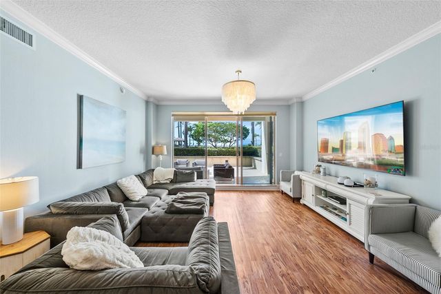 470 MANDALAY AVENUE 303, Clearwater, FL 33767