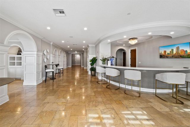 470 MANDALAY AVENUE 303, Clearwater, FL 33767