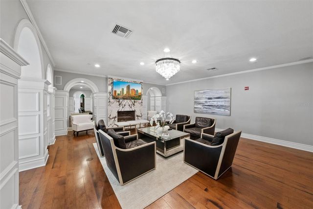 470 MANDALAY AVENUE 303, Clearwater, FL 33767