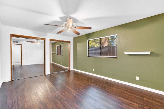 1661 E Fallbrook Avenue, Fresno, CA 93720