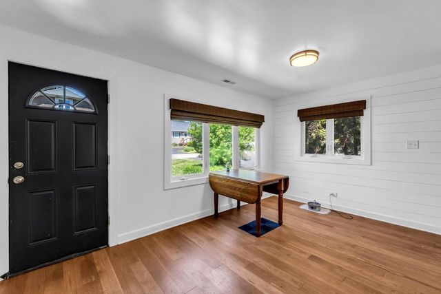4214 Poplar DRIVE, Delavan, WI 53115