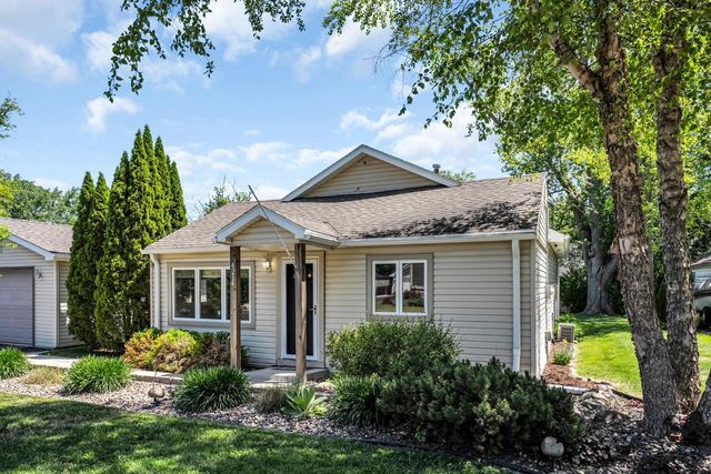 4214 Poplar DRIVE, Delavan, WI 53115