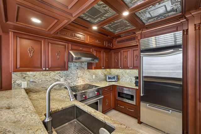 3400 N Ocean Drive 2002, Singer Island, FL 33404