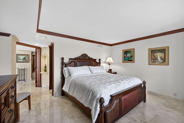 3400 N Ocean Drive 2002, Singer Island, FL 33404