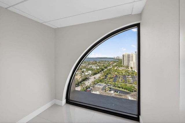 3400 N Ocean Drive 2002, Singer Island, FL 33404