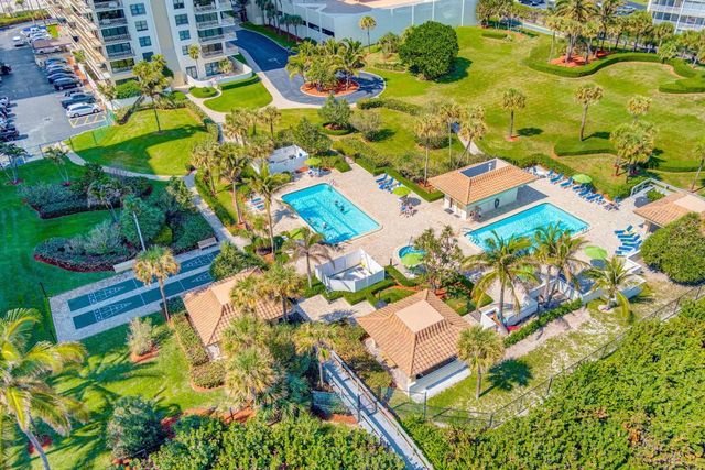 3400 N Ocean Drive 2002, Singer Island, FL 33404