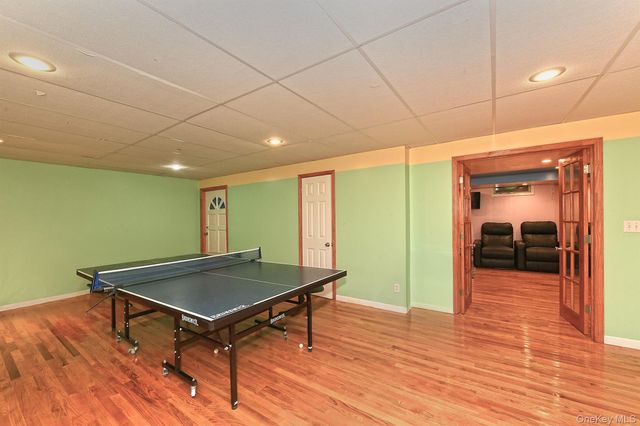 7 Saw Mill Lane, Cold Spring Harbor, NY 11724