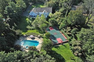 7 Saw Mill Lane, Cold Spring Harbor, NY 11724