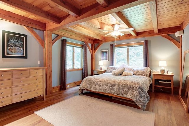 23-A Heald St, Pepperell, MA 01463