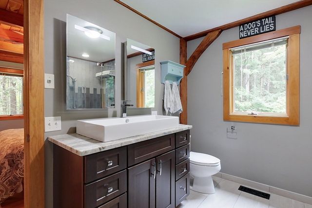 23-A Heald St, Pepperell, MA 01463