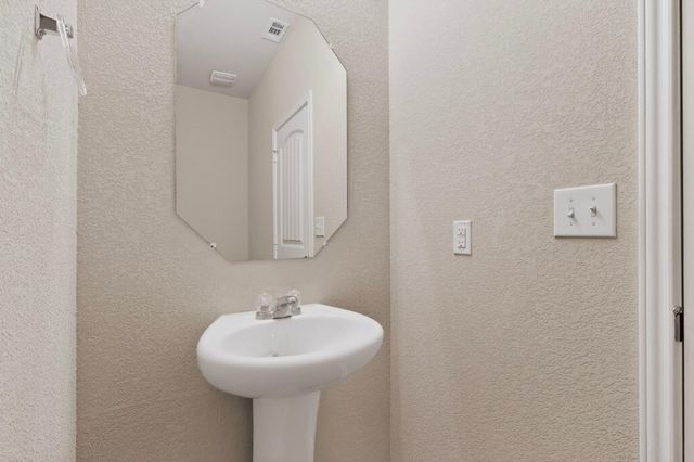 5905 Diamondleaf BND, Austin, TX 78724