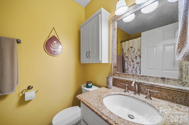 109 Carriage House Drive, Kannapolis, NC 28081