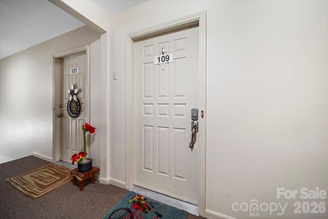 109 Carriage House Drive, Kannapolis, NC 28081