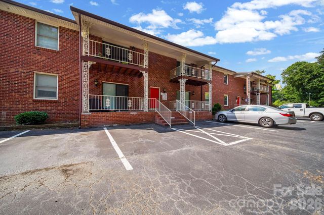 109 Carriage House Drive, Kannapolis, NC 28081