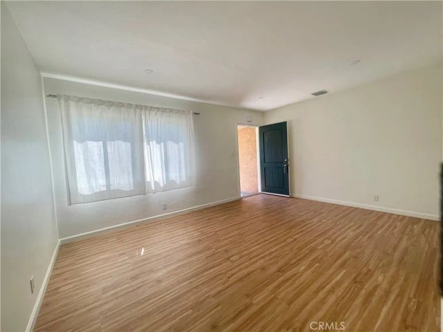 7339 White Oak, Reseda, CA 91335