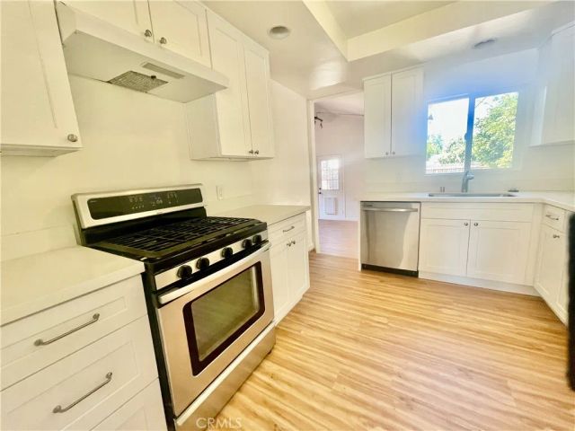 7339 White Oak, Reseda, CA 91335