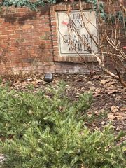 941 Travelers Ct, Nashville, TN 37220