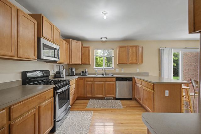 24224 Konarska Drive, Brownstown Twp, MI 48134