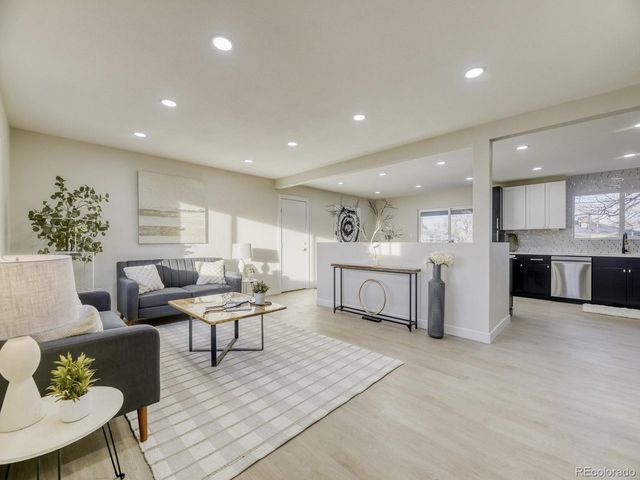 550 S Otis St, Lakewood, CO 80226