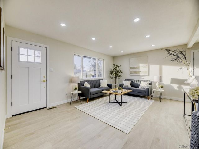 550 S Otis St, Lakewood, CO 80226