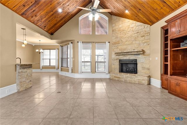 107 River Ridge Drive, Gatesville, TX 76528