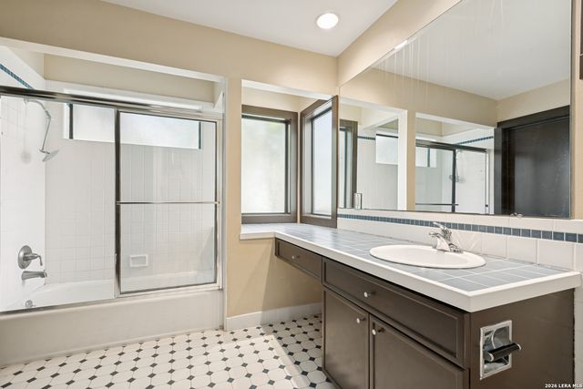 236 Castano, San Antonio, TX 78209