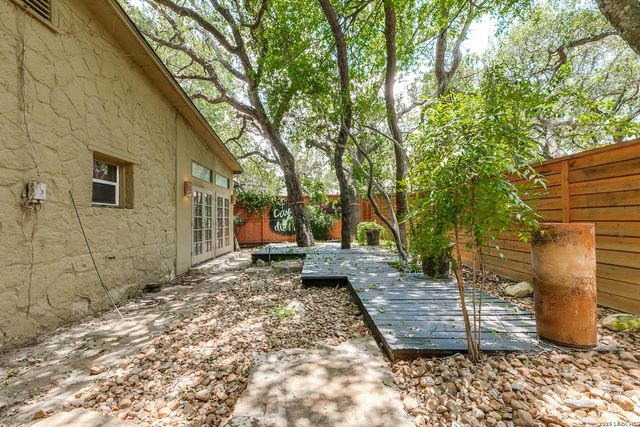 236 Castano, San Antonio, TX 78209