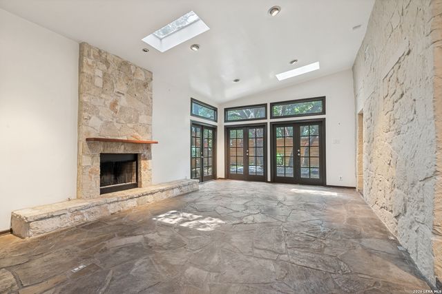 236 Castano, San Antonio, TX 78209