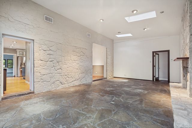 236 Castano, San Antonio, TX 78209