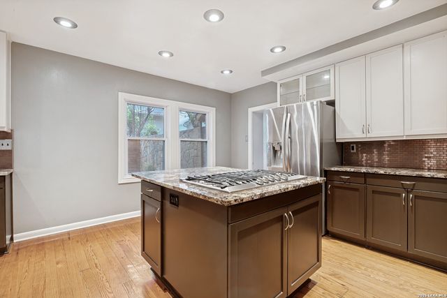 236 Castano, San Antonio, TX 78209