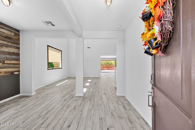 17241 W ALICE Avenue, Waddell, AZ 85355