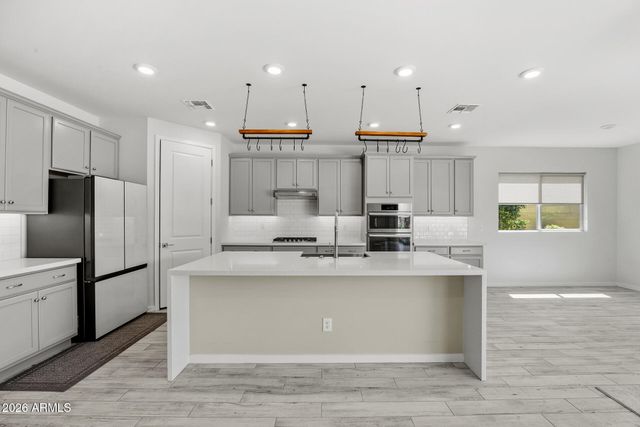 17241 W ALICE Avenue, Waddell, AZ 85355