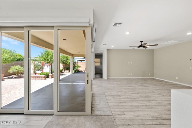 17241 W ALICE Avenue, Waddell, AZ 85355