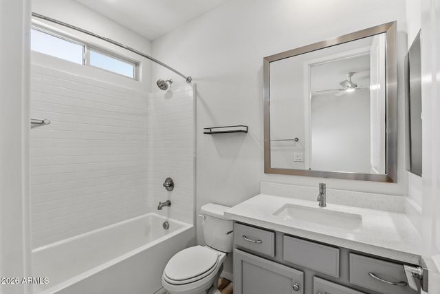 17241 W ALICE Avenue, Waddell, AZ 85355