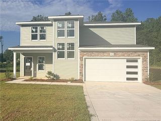820 Southerland Peak Drive, Raeford, NC 28376