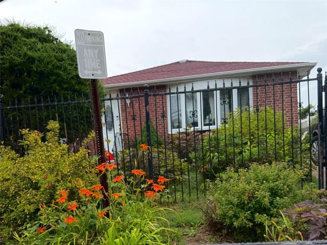 74 E 5th Street, Huntington Station, NY 11746