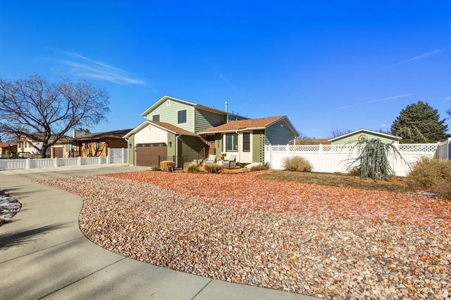 828 W BULLION ST, Murray, UT 84123
