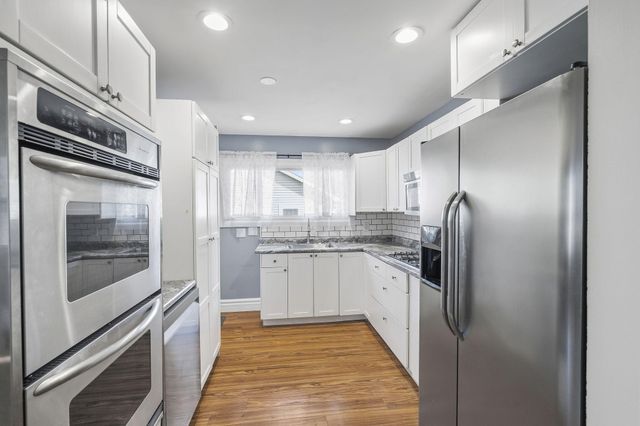 619 W North Street, Crown Point, IN 46307