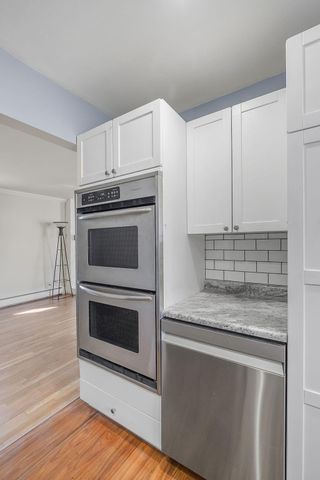 619 W North Street, Crown Point, IN 46307