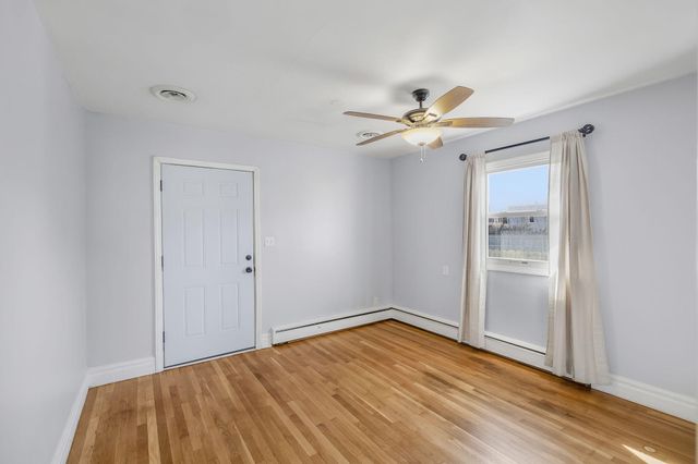 619 W North Street, Crown Point, IN 46307