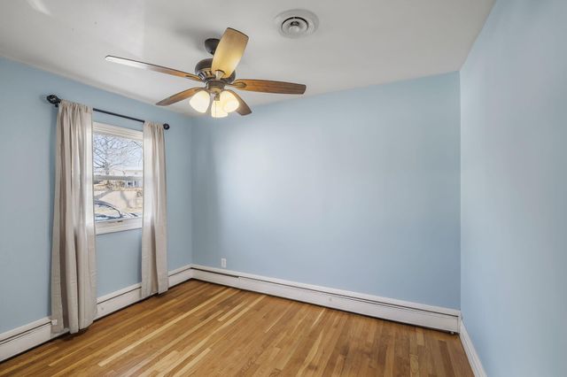 619 W North Street, Crown Point, IN 46307