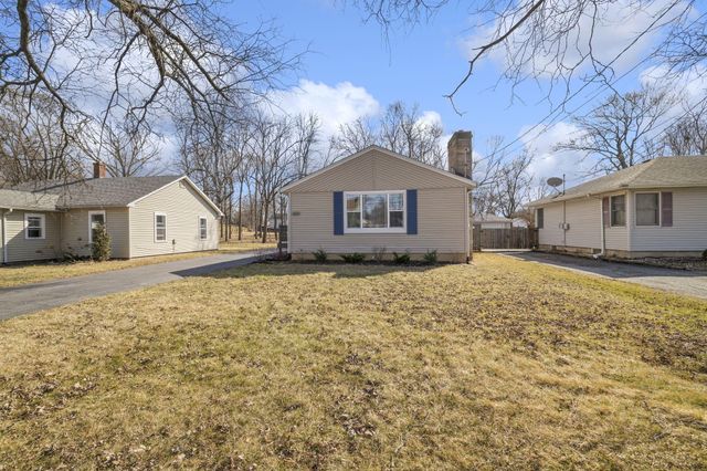 619 W North Street, Crown Point, IN 46307